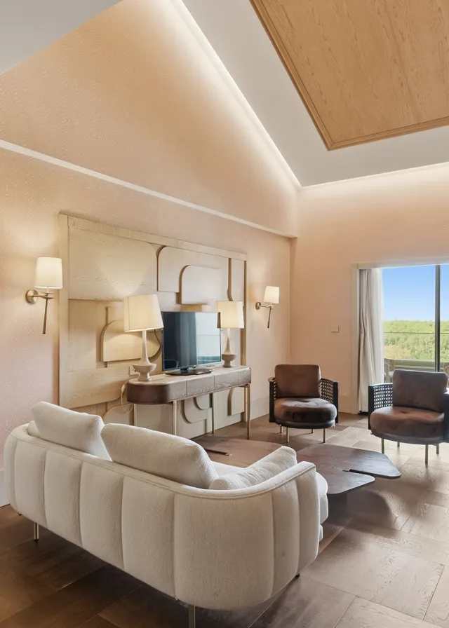 Grand Roof Top Suite 4