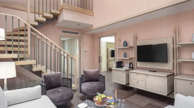 Presidential Suite 2
