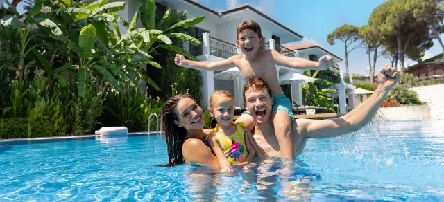 Ayrıcalıklarla Başlayan Bir Tatil