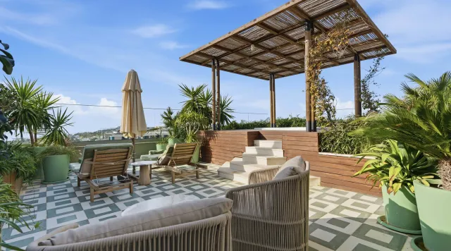 Grand Roof Top Suite 5